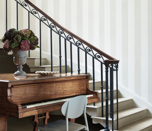 Обои Little Greene Painted Papers Broad Stripe - Icing 0286BSICING фото в интерьере